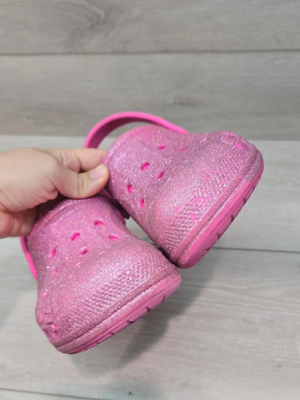 Crocs Big Girl Kids Pink Glitter Clog with Fleece InsulatLining Mule Shoes Sz J2